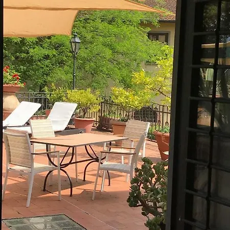 La Della Fattoria Le Sorgenti Italia 5 Girasoli Bed & Breakfast
